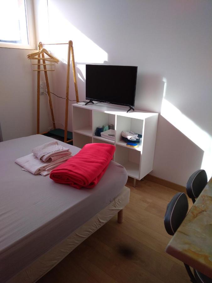 Les Chambres Studios De Pleslin-Foucher Eksteriør bilde