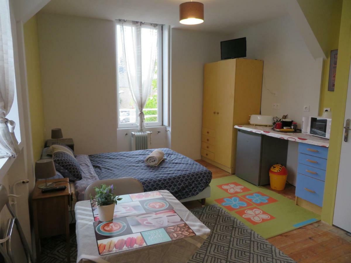 Les Chambres Studios De Pleslin-Foucher Eksteriør bilde